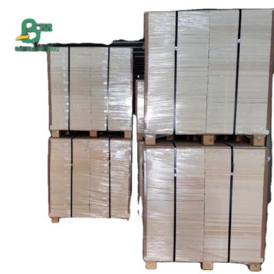 China 50gsm White / Brown PE Greaseproof Tear And Oil Resistant Coated Paper For Meat Wrapping for sale