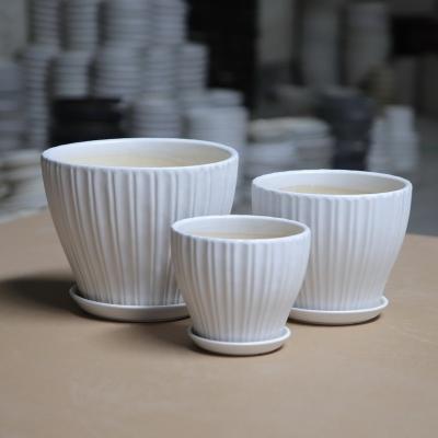 China Flower Pot Garden Potted Plant Pot Ceramic Matte White Planter 241MW for sale