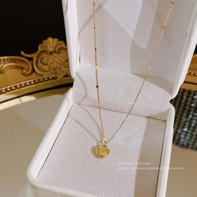 China Hot Selling Vintage Luxury Gold Plated Heart Necklace Fashion Heart Choker Pendant Necklace For Women Girlfriend Gift for sale