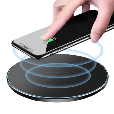 China High Quality Wholesale Portable Fast Wireless Charger Mouse Pad 10W Cell Phone Qi Wireless Charger Wireless Charger for sale