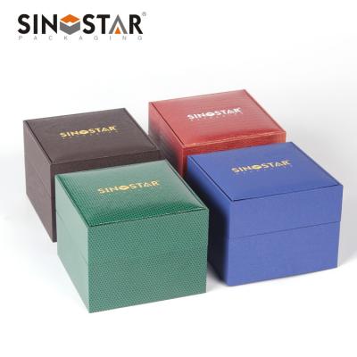 中国 Glossy Varnishing Plastic Watch Box with Custom Logo OEM Order Accepted 販売のため