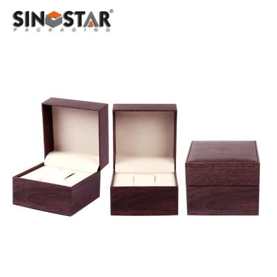 China Single Watch Box with Classic Design for Gift Shipping By Sea/ By Air/ By Express Ect for sale