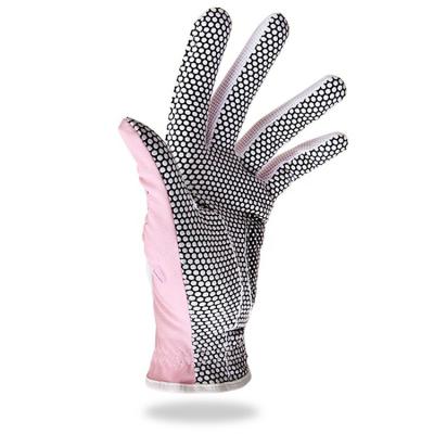 China Women One Pair Improved Grip System Cool Comfortable Women's Golf Glove for sale