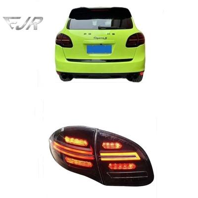 Cina Lampade posteriori a LED a 12 V per Porsche Cayenne 958.1 2011-2014 in vendita