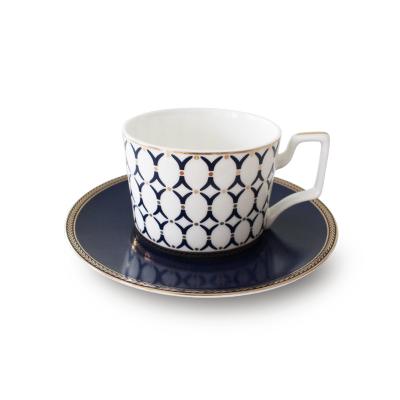 China Royal Stocked Luxury Arabic Bone China Porcelain Coffee Cup And Saucer Sets for sale