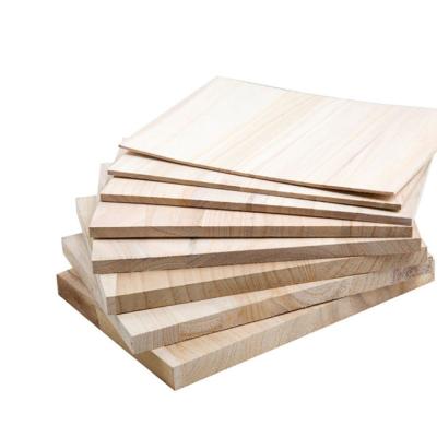 China Custom Paulownia Wood Kickboxing Breaking Boards Paulownia Wood Taekwondo Board for sale