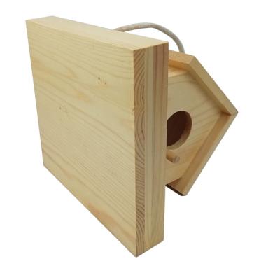 China Breathable Hot Selling Wooden Bird House Nest Bird Decorative Wooden Carved Bird Cage for sale