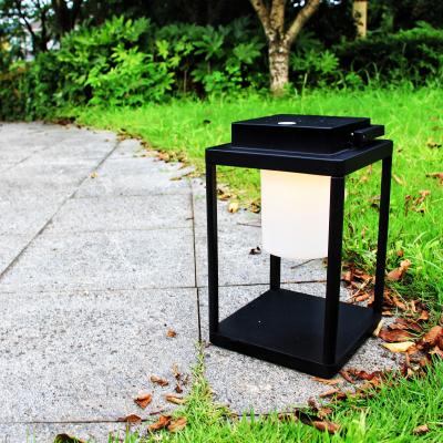 China Outdoor Garden Landscape IP54 USB Charging Aluminum Solar Led Garden Lantern Light Waterproof Portable for sale