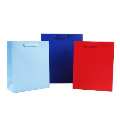 China Recyclable Hot Sale Plain Multi Colors Gold Silver Coated Cardboard Paper Bag Cheap Manufacturer for sale