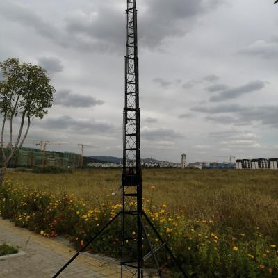 Cina 9M Guyed Telescopic Motorized o argano della mano sulle torri d'acciaio della grata in vendita