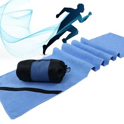 China Freeshipping Sustainable Waffle Sports Towel With Zipper Pocket Soft Light Weight Fitness Gym Quick Dry Towel for sale