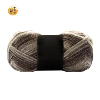 China Anti-pilling Color Wadding Yarn Hand Knitting Yarn For Sweater And Scarf for sale