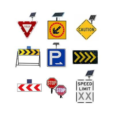 China Custom Solar Powered Construction Traffic Control Zone Road Sign LED Display Warning Signs Factory for sale