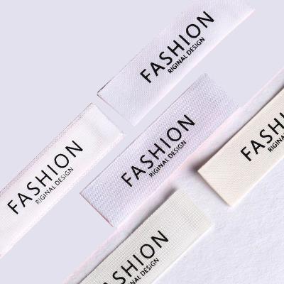 China Washable Eco - Friendly Printed White Cotton Collar Label , Organic Material Brand Logo Cotton Tags Custom for sale