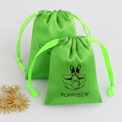 China 50 Modern Luxury Customs Printed Logo Green Jewelry Pouches, Satin Shoes Hair Cosmetic Packaging Bags, Gift Packaging Pouch for sale