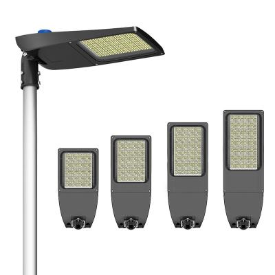 China Factory Wholesale China ROAD 7m Galvanized Pole Led Solar Street Light 100w for sale