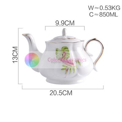 China English Ceramic Dinnerware Sets Flamingo Pattern Gold Rim With Electroplate Handle for sale