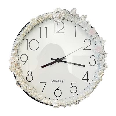 China Custom Antique Style Novelty Modern Design Wall Sticker Home Decorative Clock Large DIY Wall Clock Without Battery for sale