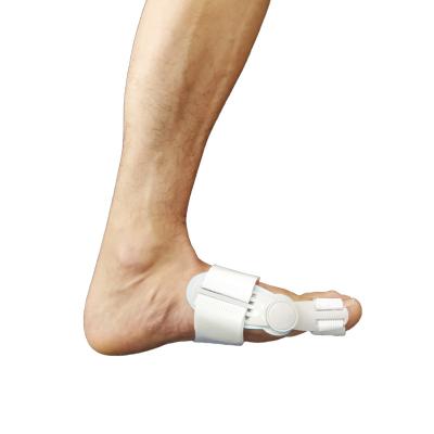 China Hallux Valgus Therapeutic Bunion Large Foot Device Toe Corrector Straightener Support Splint Immobilizer for sale