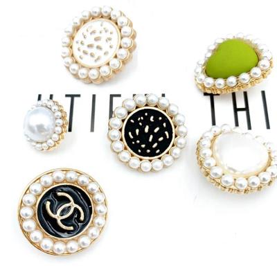 China Cheap Clothing Accessories Without Pearl Metal Button Eco FriendlyNickel Metal for sale