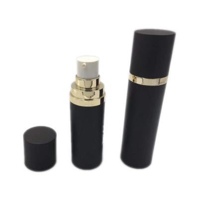 China Cosmetic Free Samples Empty 50ml 75ml 100ml Cosmetic Lotion Cap Pump Bottle Airless Black for sale