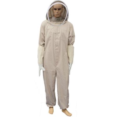 China Professional Grade Bee Suits , Full Body Bee Suit Protective 100% Cotton Bee keeping suit ventilated for sale