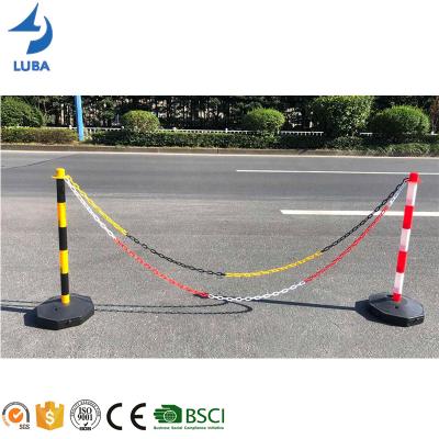 China Road 6MM And 8MM Traffic Pavement Safety 6Mm Colored Plastic Warning Chain 8Mm Colored Plastic Chain For Highway Safety Barrier for sale