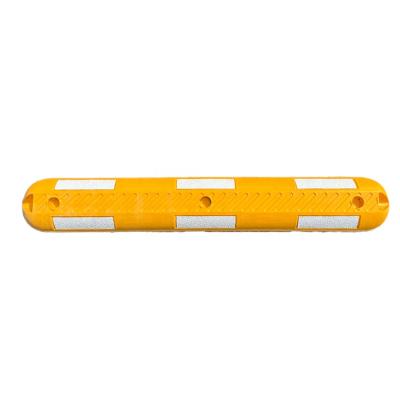 China New Color Long Life Yellow Bike Separator Wheel Lane Divider Rubber Road Stopper Line for sale