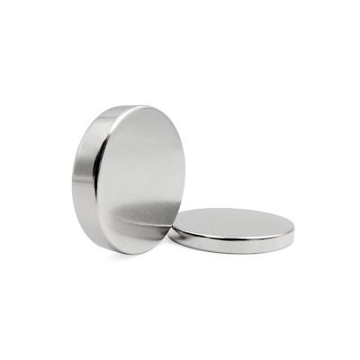 China Strong Industrial Magnet N35 N52 N54 Rare Earth Round Neodymium Disc Magnets for sale