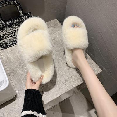 China Good Quality Breathable Fur Bedroom Slippers Unisex Luxury Flexible Slippers TPR Shoes For Adult for sale