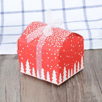 China 2021 Recyclable Christmas Food Candy Bakery Cookie Printing Paper Cake Box With Handle Cake Boxes for sale