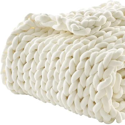 China Anti-pilling Chunky Knitted Weighted Blanket Handmade Cotton Throw Blankets for sale