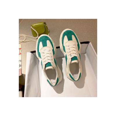 China Fashionable High Quality Best Price Good Quality Sneaker Students Soft Unique Suede Sneakers for sale