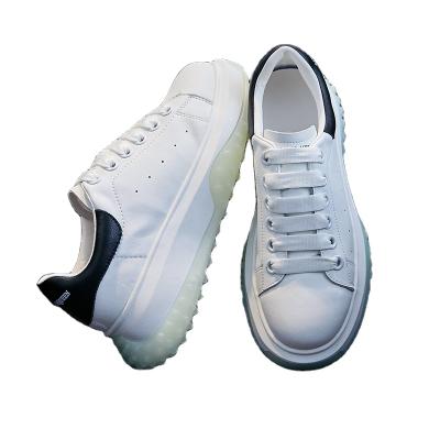 China China Good Quality Sneaker Products All-match Fashionable Promotional Shoes White Soft Unique Suede Sneakers for sale