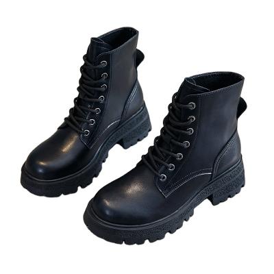 China New Best Price Fashionable High Quality Women's Leather Boots Black Leather Boots Soft Daily Wear Martin Boots for sale