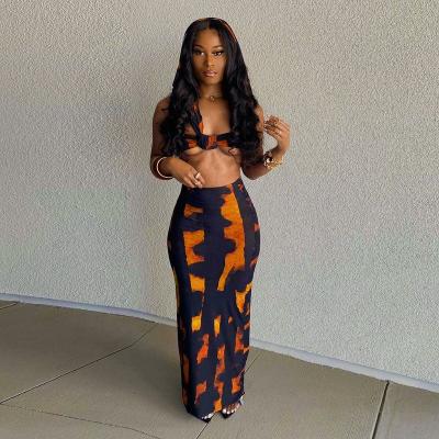 China 2021 Fashion Printed Two-piece Set Women Sleeveless Short Crop Top Bodycon Maxi Skirt Street-wear Set à venda