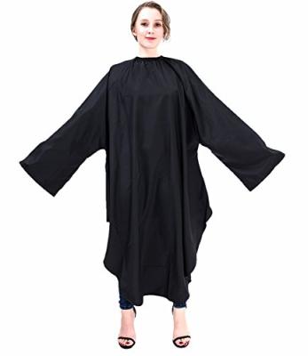 China Professional Polyeste Salon Client Hair Cutting Cape Gown, Barber Haircut Cape with Sleeves - Black for sale