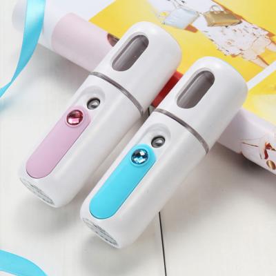 China 2021 New Arrival Hot Selling Tools Wholesale Cosmetic Instrument Face Spray DEEPLY CLEANING Facial Cleansing Detergent for sale