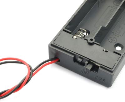 China Putting 2x 3.7V 18650 Battery Battery Holder Base with On/Off Switch and Wire and Cover Battery Case for sale