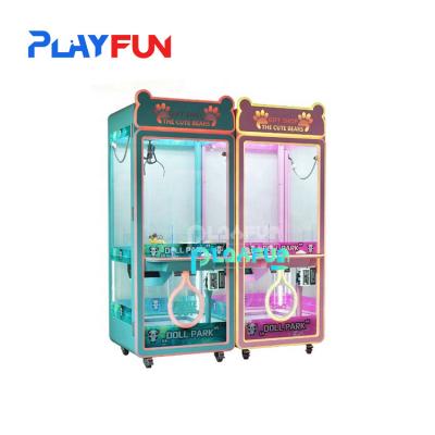 China Mini claw machine Small claw toy crane arcade machine High demand products for sale