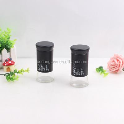 China Viable Glass Condiment Serving Bottle Spice Salt Shaker Bottle for sale