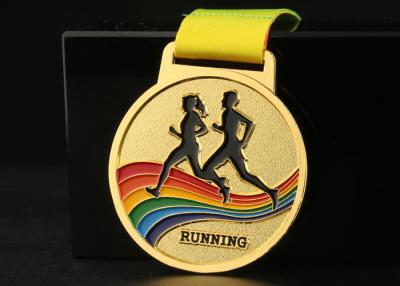 China Medallas corrientes de los deportes de la raza del maratón y material colorido de la aleación del cinc de las cintas en venta