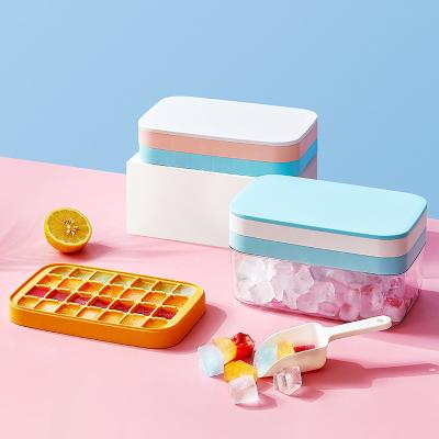 China Viable 32 Ice Cube Tray With Lid Food Grade Silicone Ice Cube Mold Ice Cream Tool for sale