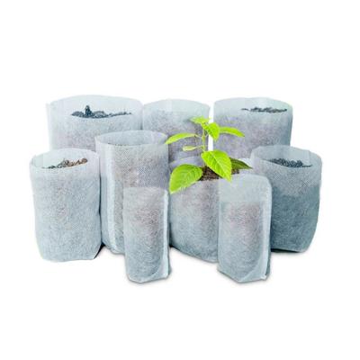 China Eco-friendly Degradable Nonwoven Nursery Plant White Color Small Growing Bags Growing Plant Pot Nursery White Bag for sale