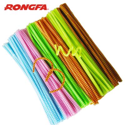 China 100%Polyester Exquisite Structure Cleaners Chenille Rod Craft Manufacturing Pipe Cleaner for sale