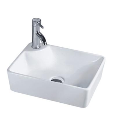 Chine Modern western white ceramic bathroom lavabo vessel sink above-counter art wash basin à vendre