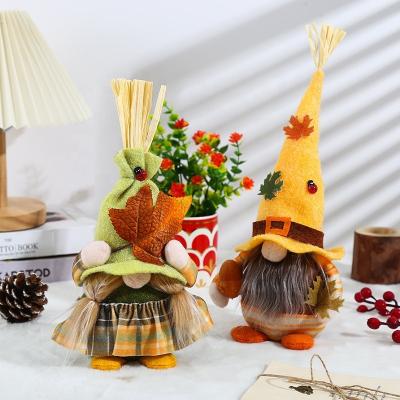 China Modern Handmade Gnomes Sunflower Gnomes Summer Plush Doll Spring Farmhouse Faceless Kitchen Decor for sale