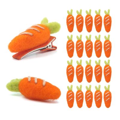 China Christmas Decoration DIY Handmade Accessories Cute Carrot Yarn Wool Felt Fur Balls DIY Kits Brooch Accessories Jewelry Christmas Decoration for sale