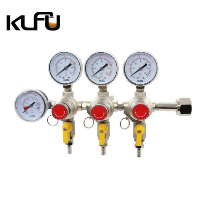 China Max Inlet Pressure 2000PSI Three Valves CO2 Pressure Regulator for sale