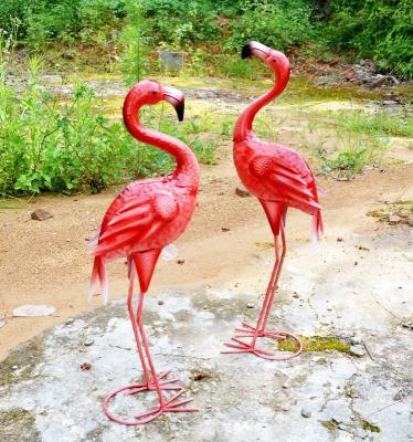 China Wholesale Hand Craft Metal Flamingo Garden and Lawn Painting Ornaments for sale